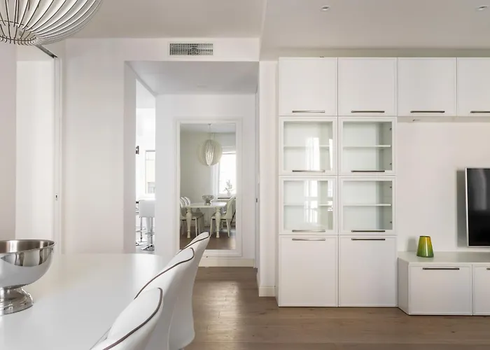 Pure White - By Myhomeincomo * Como