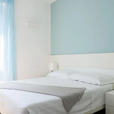 Apartmán Pure White - By Myhomeincomo Como