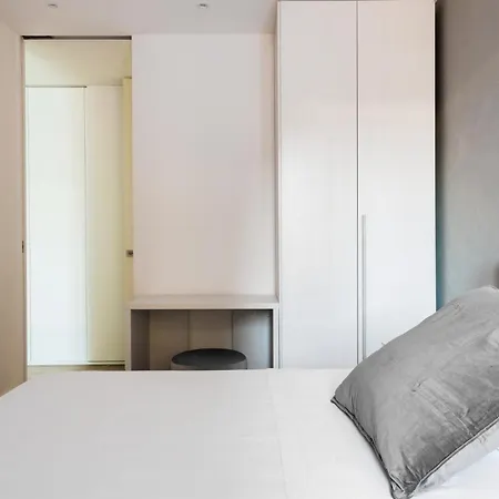 Pure White - By Myhomeincomo *