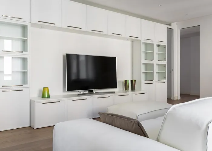 Pure White - By Myhomeincomo كومو