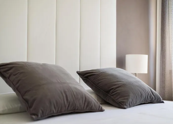 Pure White - By Myhomeincomo كومو